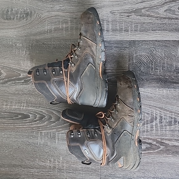 Danner Vicious 8\